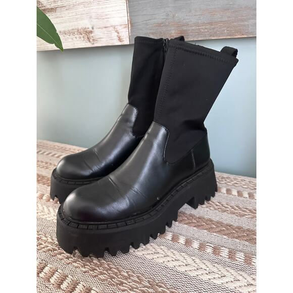 Zara Lug Moto Combat Black Ankle Boots with Chunky Sole - Picture 1 of 7